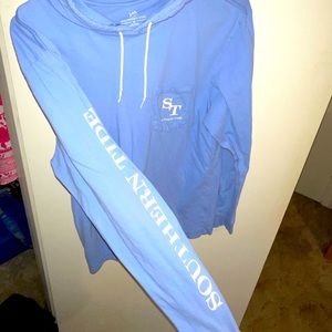 SOUTHERN TIDE LIGHT BLUE LIGHT WEIGHT UNISEX HOODIE SWEATSHIRT// Size medium 🐟